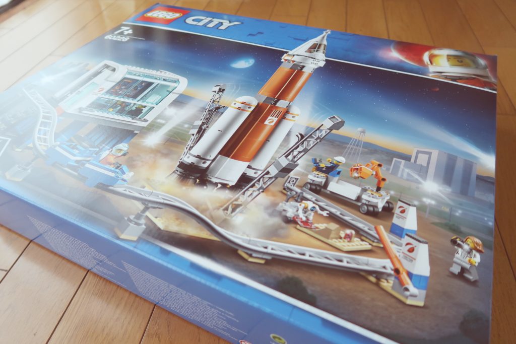 レゴ(LEGO)シティ超巨大ロケットと指令本部60228がかっこよすぎる件 